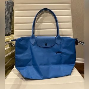 Longchamp le pliage club medium tote blue